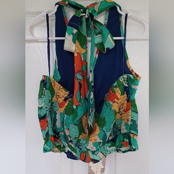 NWT Colorful Band Of The Free Halter Top - Picture 2 of 9